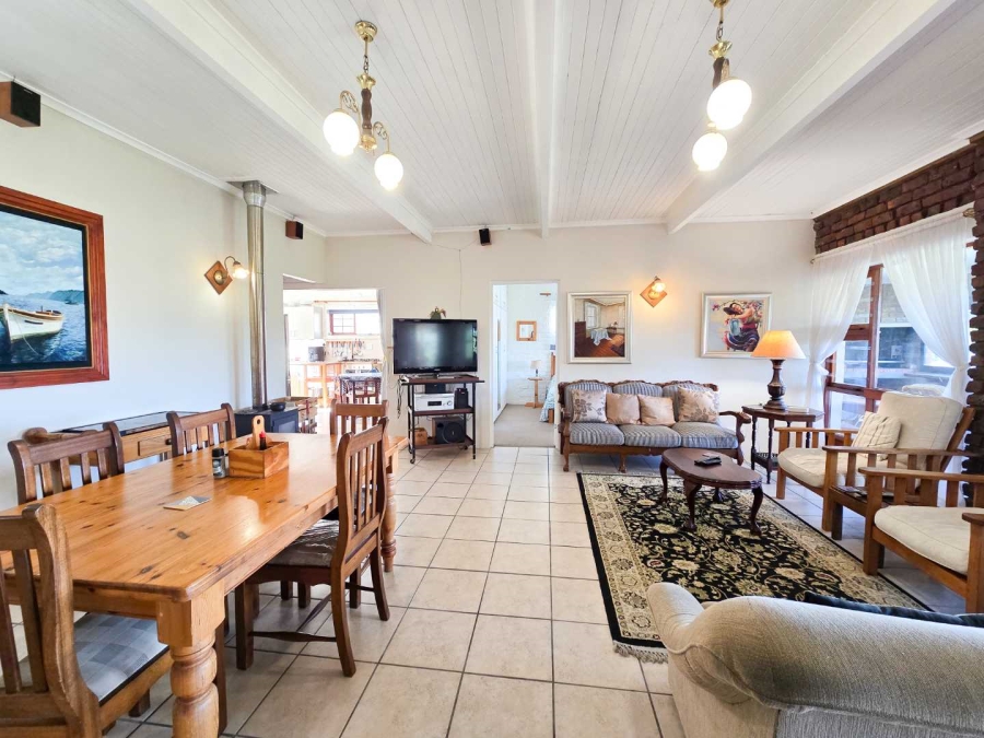 4 Bedroom Property for Sale in Stilbaai Oos Western Cape